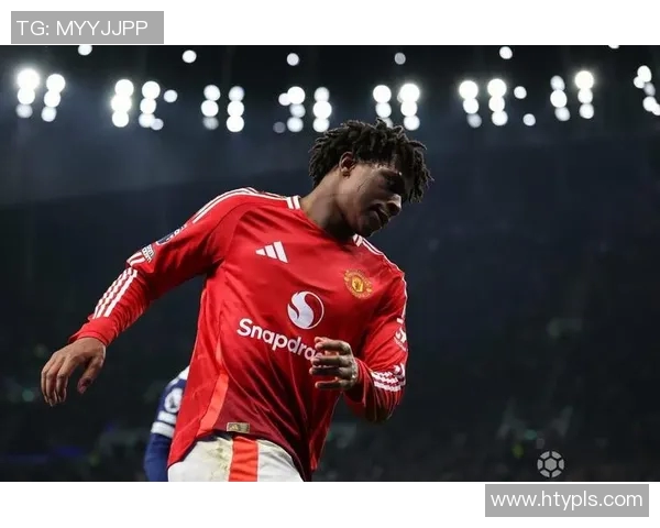 曼联迎战狼队激战在即球迷期待精彩对决与胜利时刻