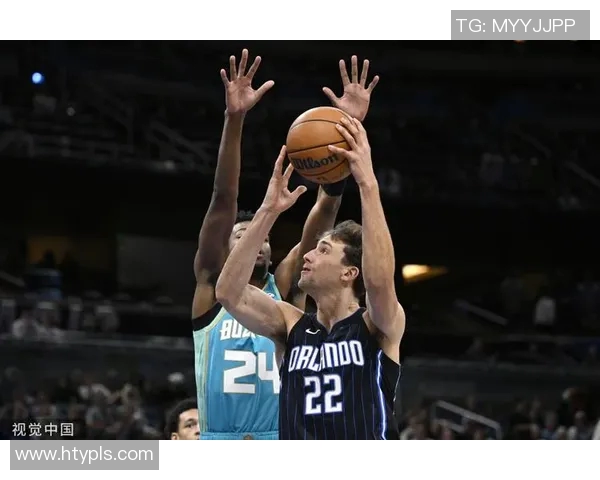 黄蜂与魔术季前赛直播精彩对决全程回顾与分析