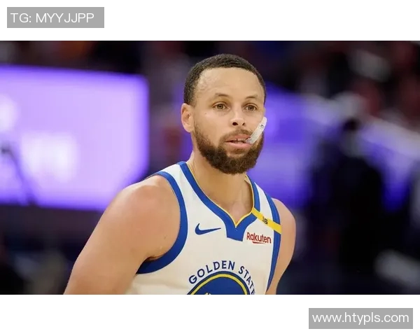 勇士与掘金季前赛库里表现精彩引发球迷热议与期待 勇士与掘金季前赛库里表现精彩引发球迷热议与期待