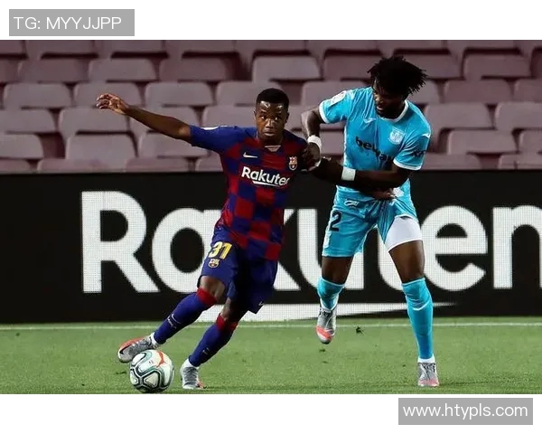 哈维西蒙斯:新星崛起的足球天才与未来之路探索 哈维西蒙斯:新星崛起的足球天才与未来之路探索