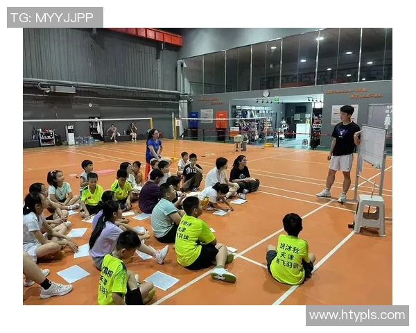 聚焦羽毛球：探讨深圳羽毛球队的团队意识与发展策略