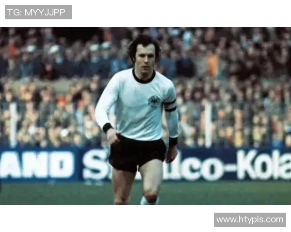 马丁内斯的传奇之路：从草根球员到世界足球巨星的成长历程